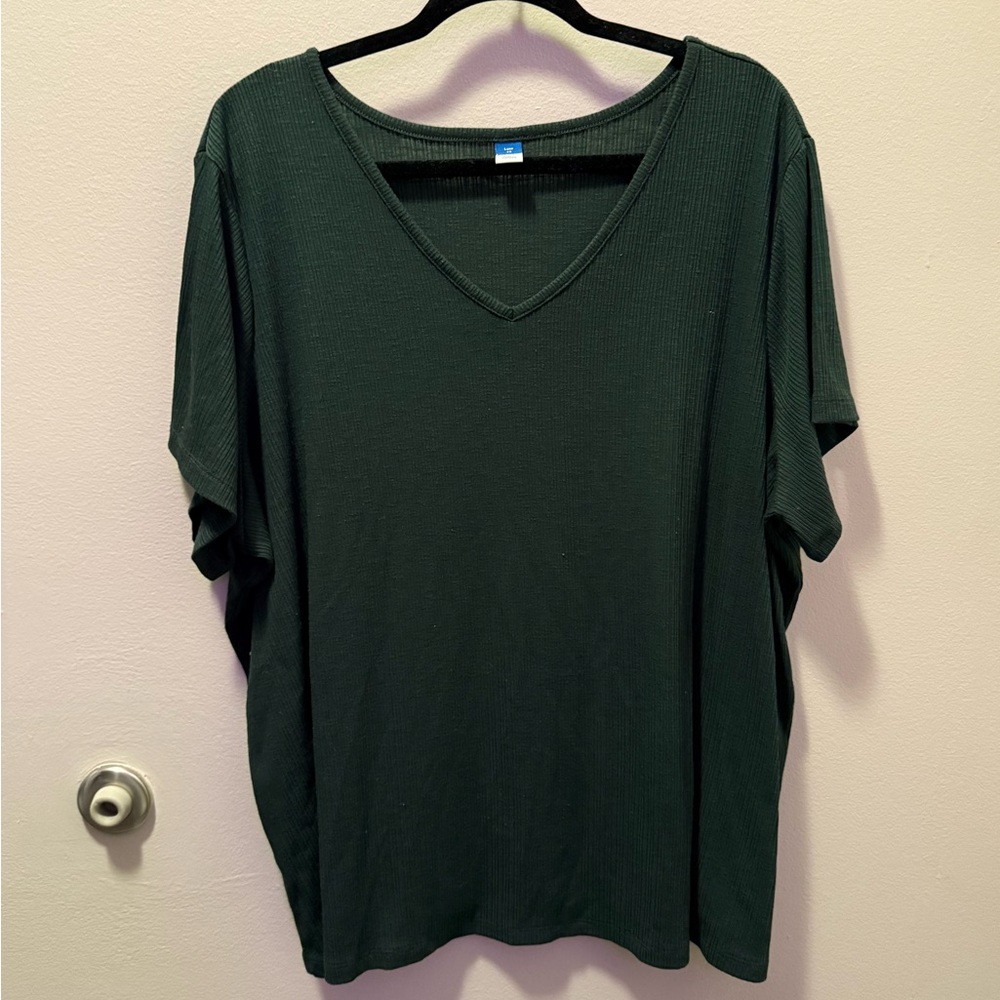 Old Navy Dark Green Short Sleeve V-Neck Tee